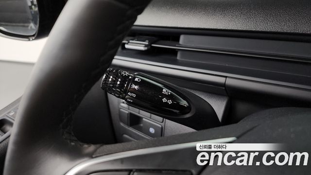 Hyundai Staria 2025 — photo 34