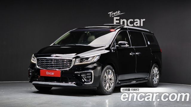 Kia Canival 2020 — photo 1
