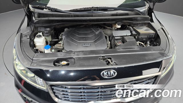 Kia Canival 2020 — photo 6