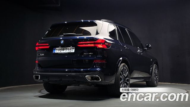 BMW X5 2025 — photo 2