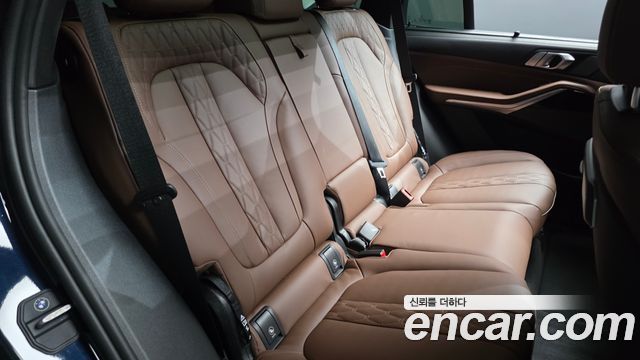 BMW X5 2025 — photo 17