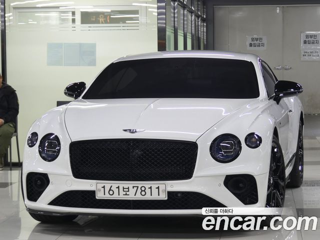 Bentley Continental 2023 — photo 1