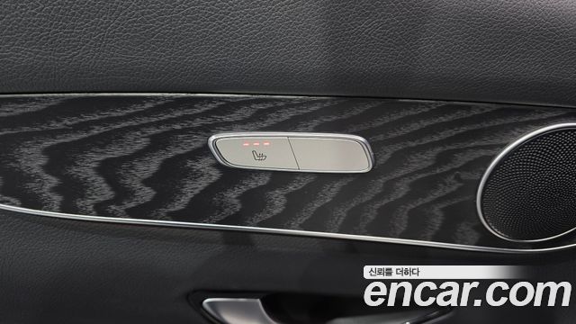 Mercedes-Benz GLC-Class 2019 — photo 29