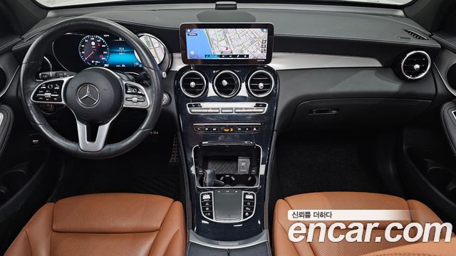 Mercedes-Benz GLC-Class 2021 — photo 10