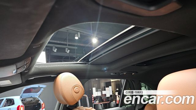 Mercedes-Benz GLC-Class 2021 — photo 25