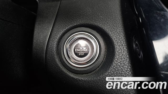 Mercedes-Benz GLC-Class 2021 — photo 30