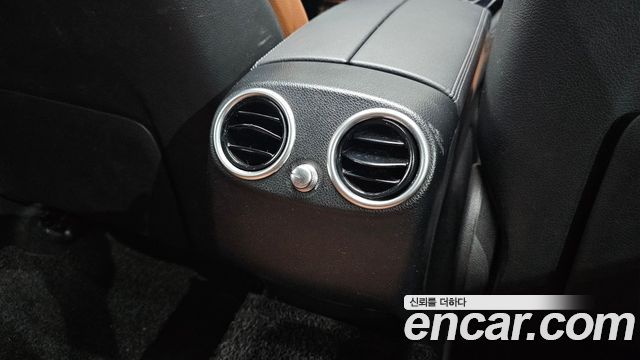 Mercedes-Benz GLC-Class 2021 — photo 31