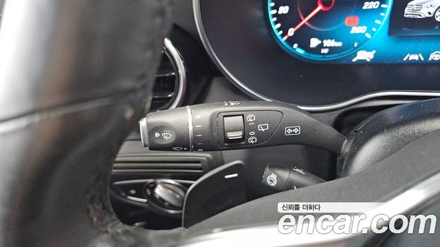 Mercedes-Benz GLC-Class 2021 — photo 36