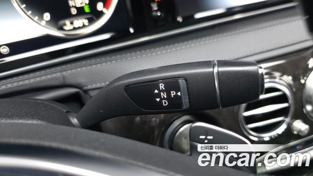 Mercedes-Benz S-Class 2016 — photo 9