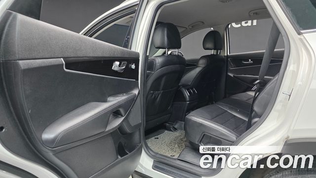 Kia Sorento 2018 — photo 16