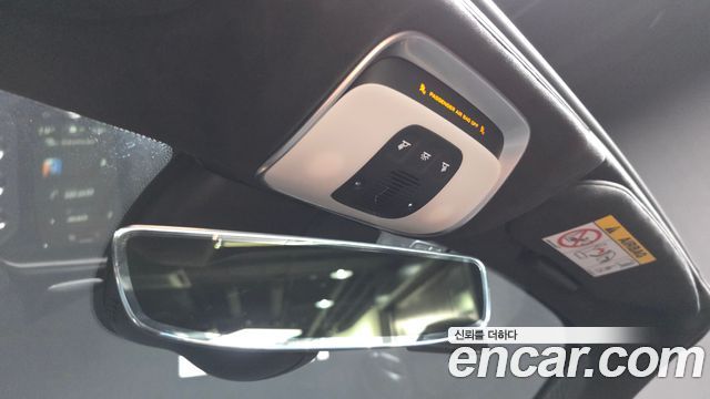 Mclaren 750S 2024 — photo 36