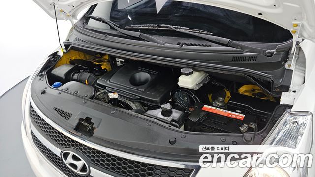 Hyundai Starex 2016 — photo 6