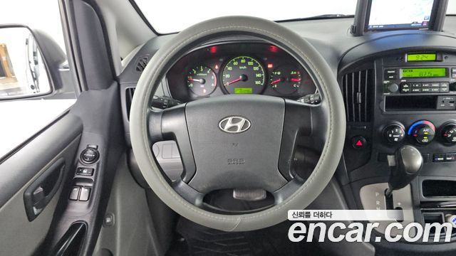 Hyundai Starex 2016 — photo 19