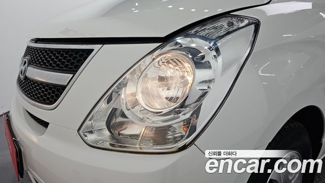 Hyundai Starex 2016 — photo 8
