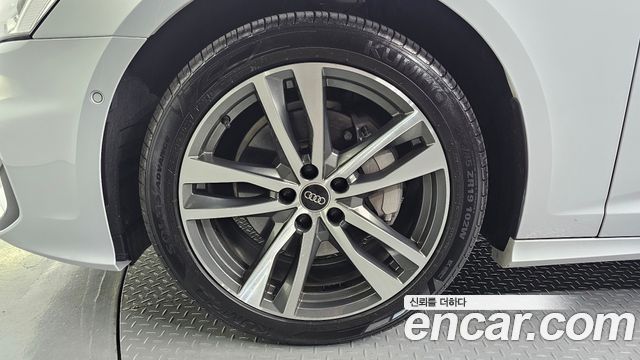 Audi A6 2022 — photo 5