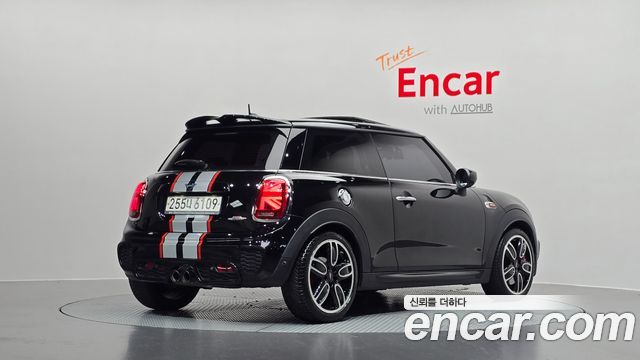 Mini Cooper 2020 — photo 2