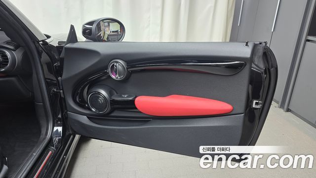 Mini Cooper 2020 — photo 15