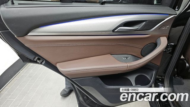 BMW X3 2018 — photo 15