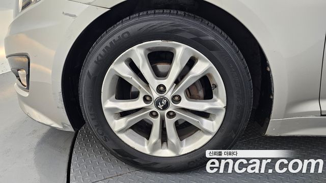 Kia K5 2011 — photo 5