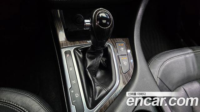 Kia K5 2011 — photo 9