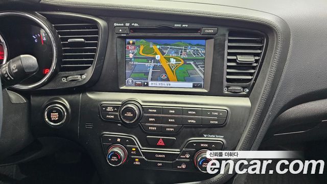Kia K5 2011 — photo 14