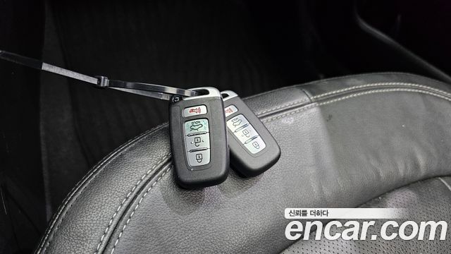 Kia K5 2011 — photo 19