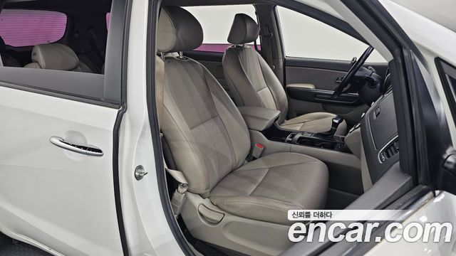 Kia Canival 2017 — photo 13