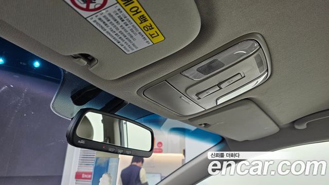 Kia Canival 2017 — photo 18