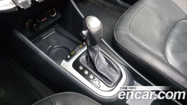 Kia pride 2012 — photo 12