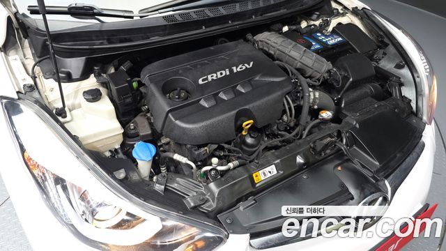 Hyundai AVANTE 2014 — photo 6