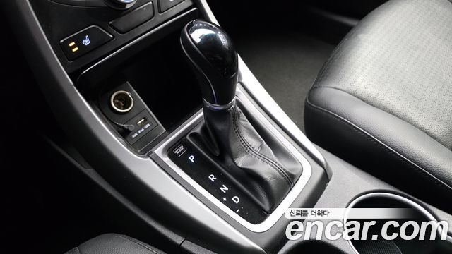 Hyundai AVANTE 2014 — photo 9