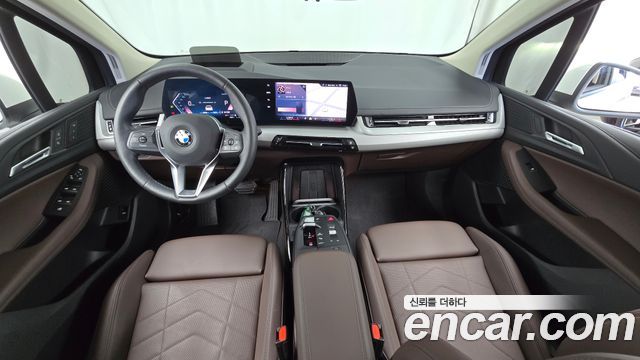 BMW 2-Series 2025 — photo 10