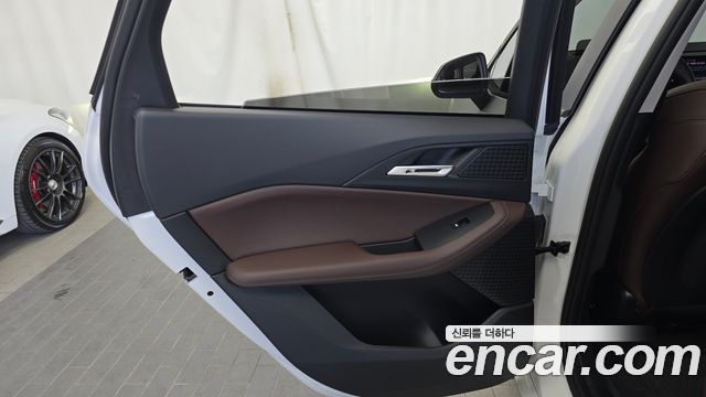 BMW 2-Series 2025 — photo 15