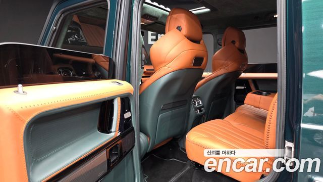 Mercedes-Benz G-Class 2020 — photo 17