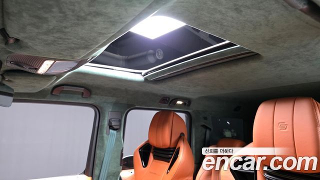 Mercedes-Benz G-Class 2020 — photo 25