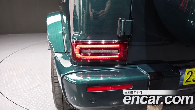 Mercedes-Benz G-Class 2020 — photo 9