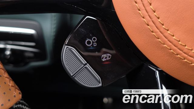 Mercedes-Benz G-Class 2020 — photo 28