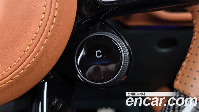 Mercedes-Benz G-Class 2020 — photo 30