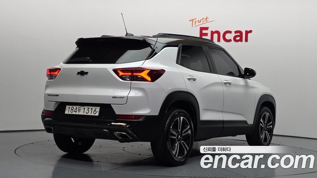 Chevrolet Korea Trailblazer 2022 — photo 2