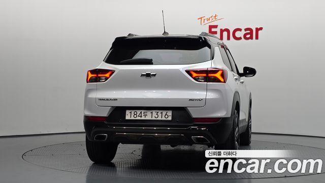 Chevrolet Korea Trailblazer 2022 — photo 4