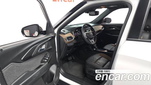 Chevrolet Korea Trailblazer 2022 — photo 13