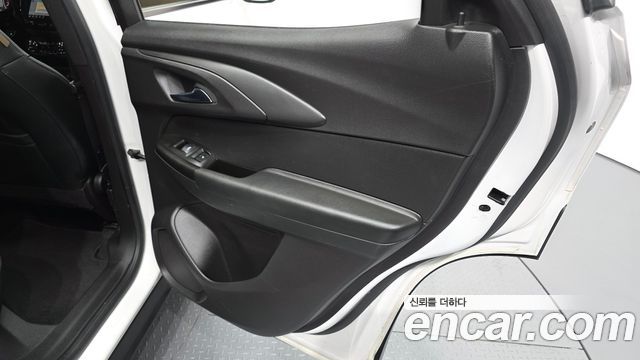 Chevrolet Korea Trailblazer 2022 — photo 15