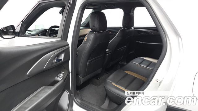 Chevrolet Korea Trailblazer 2022 — photo 16