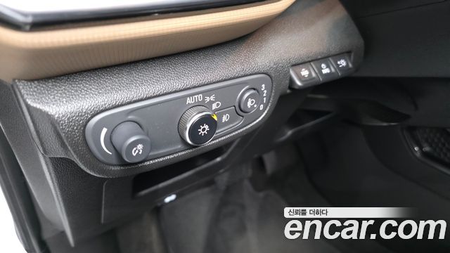 Chevrolet Korea Trailblazer 2022 — photo 29