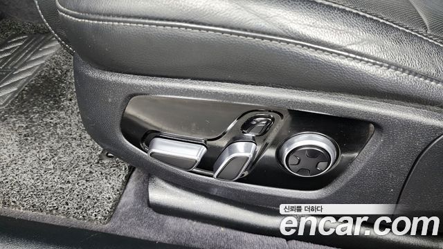 Kia K9 2022 — photo 31