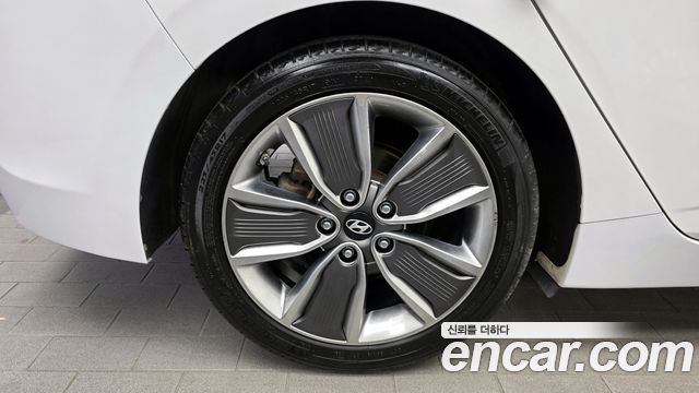 Hyundai Ioniq 2016 — photo 5