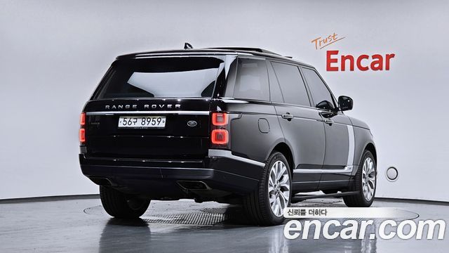 Land Rover Range Rover 2019 — photo 2