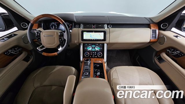 Land Rover Range Rover 2019 — photo 10