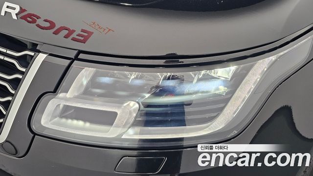 Land Rover Range Rover 2019 — photo 8