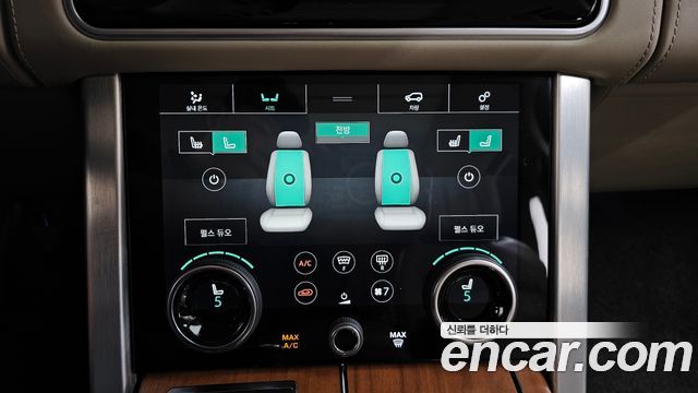 Land Rover Range Rover 2019 — photo 34